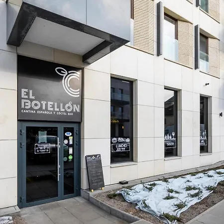 Bulwary Wislane P&o Serviced With Ac Lägenhet *