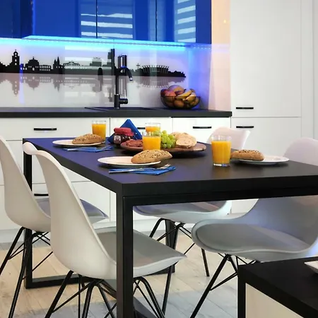 Bulwary Wislane P&o Serviced With Ac *