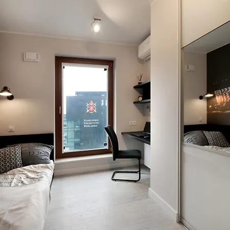 아파트 Bulwary Wislane P&o Serviced With Ac 바르샤바