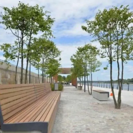 Bulwary Wislane P&o Serviced With Ac